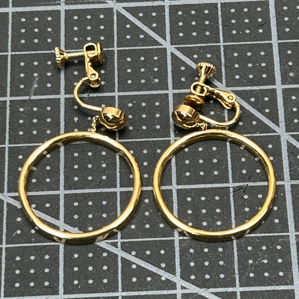 Napier Gold Tone Round Drop Hoop Screw Back Clip On Earrings Never Worn - Picture 1 of 6
